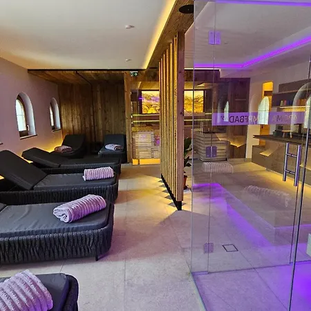 Hotel Garni Tirol