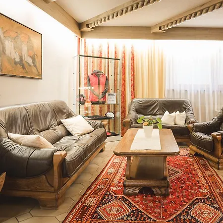 Hotel Garni Tirol Ladis