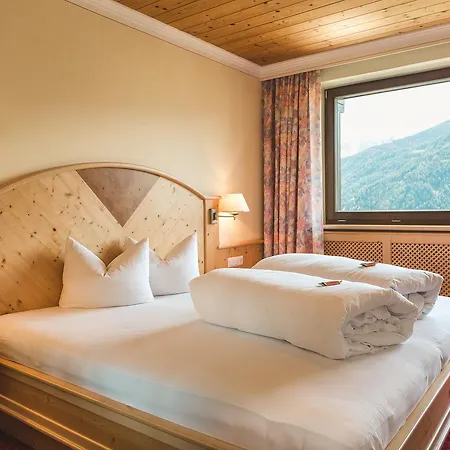 Garni Tirol 4* Ladis