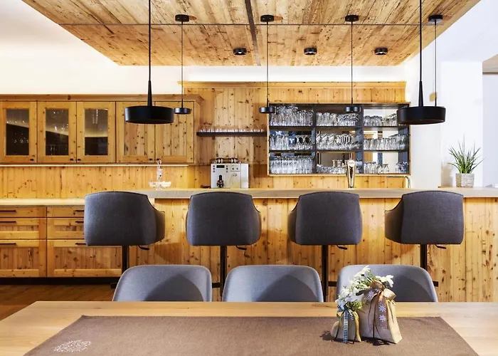 Hotel Garni Tirol Ladis