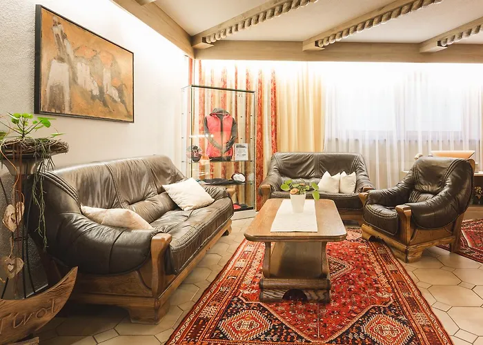 Hotel Garni Tirol Ladis