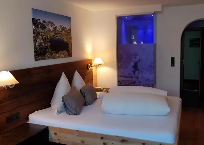 Garni Tirol Hotel 4*